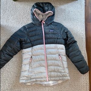 girls patagonia puffy jacket